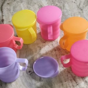 Tupperware Coffee Mugs with Lid 2 pieces per set